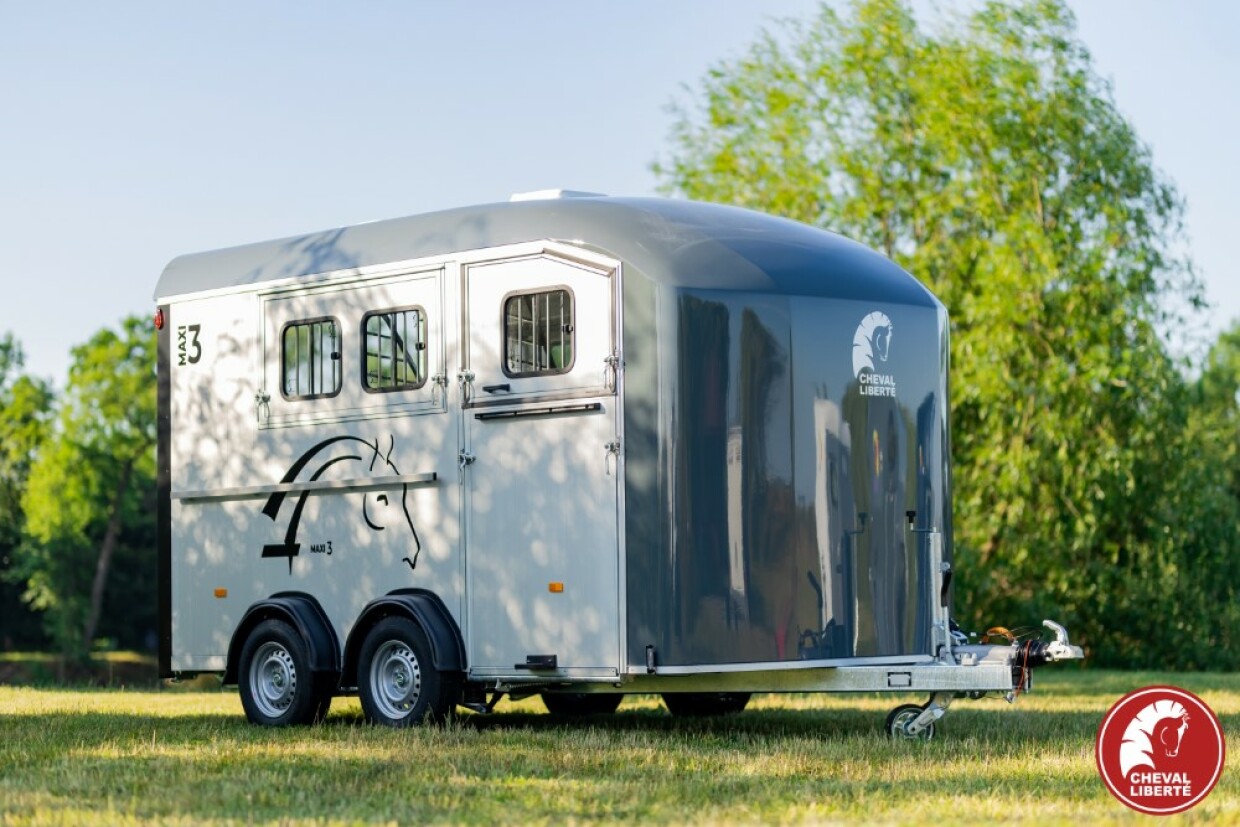 Paardentrailer Cheval Liberté Maxi 3