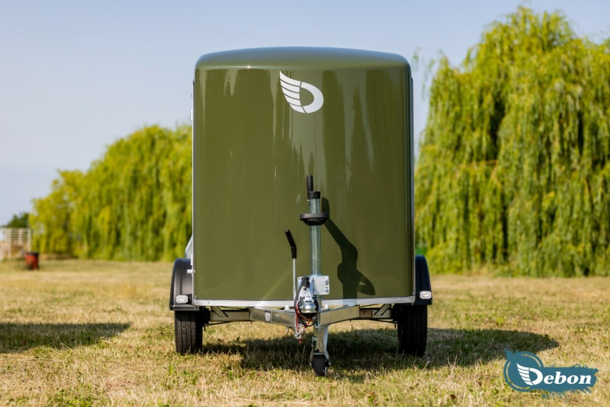 Debon Roadster 300