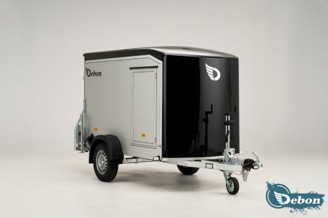 Debon Roadster 300