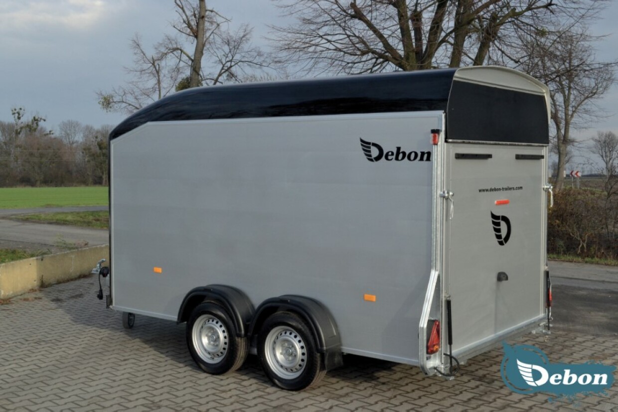 Debon Roadster 700
