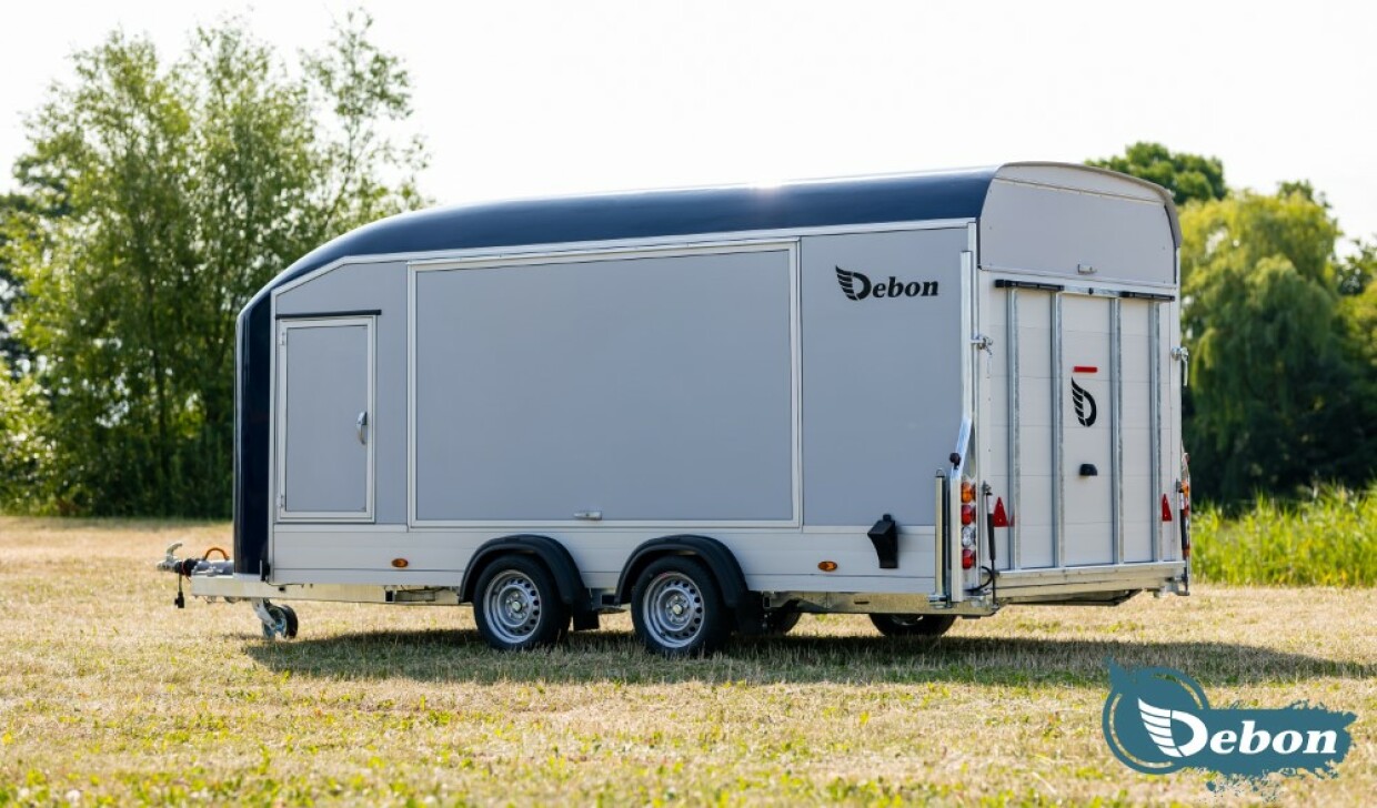 Debon Roadster 1000