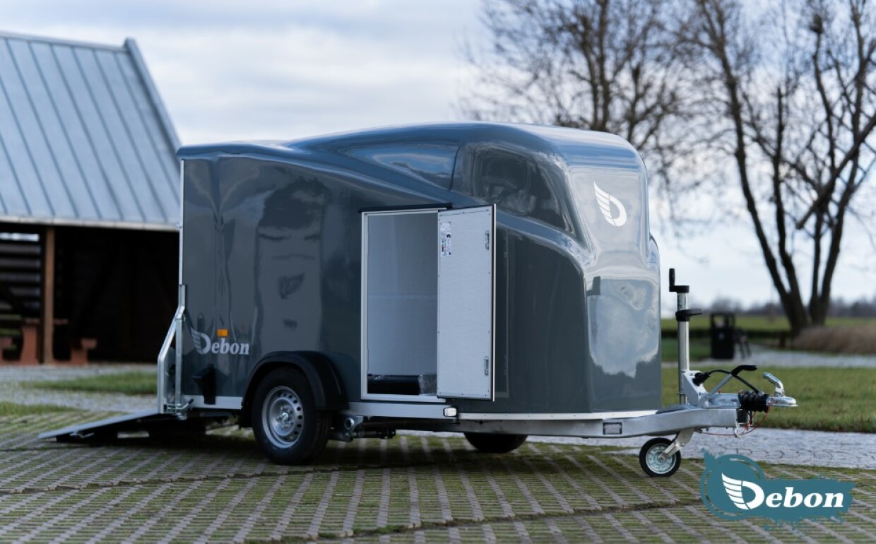 Debon Cargo 1300
