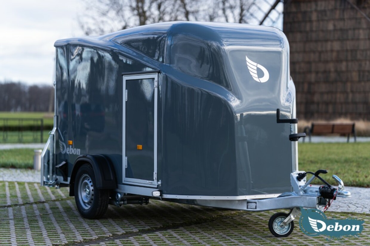 Debon Cargo 1300