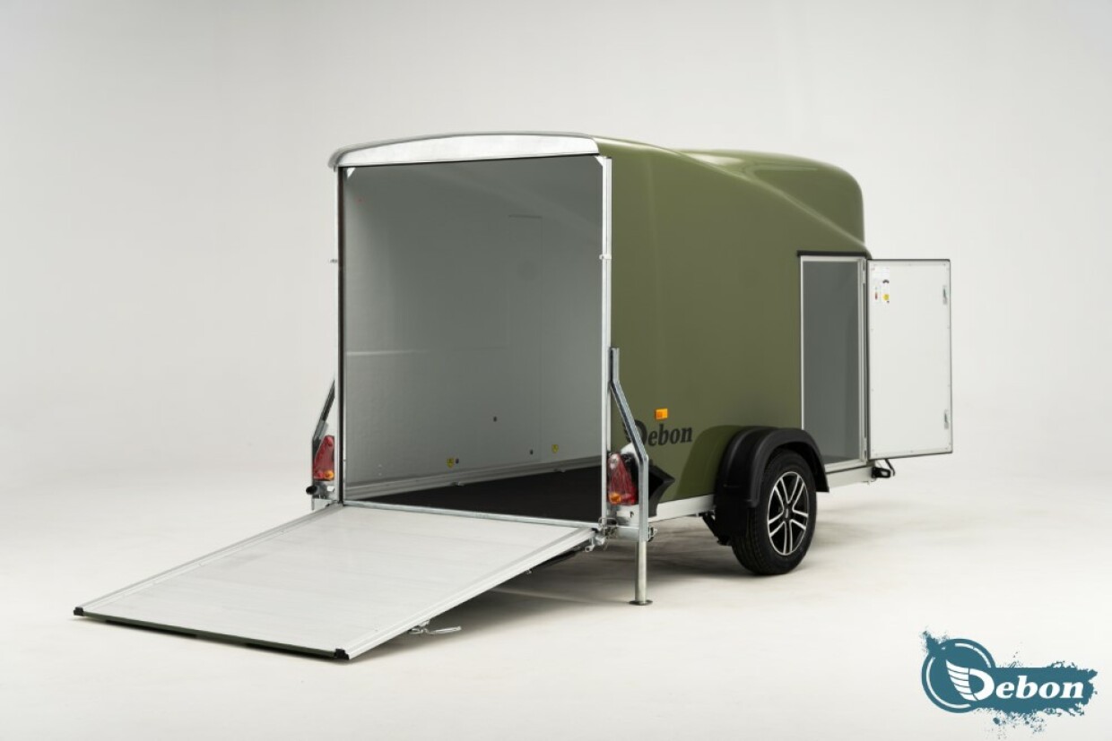 Debon Cargo 1300